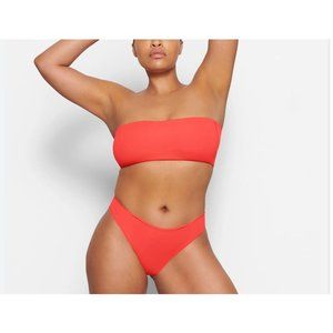 NWT SKIMS FITS EVERYBODY BANDEAU BRA IN NECTARINE SZ XS